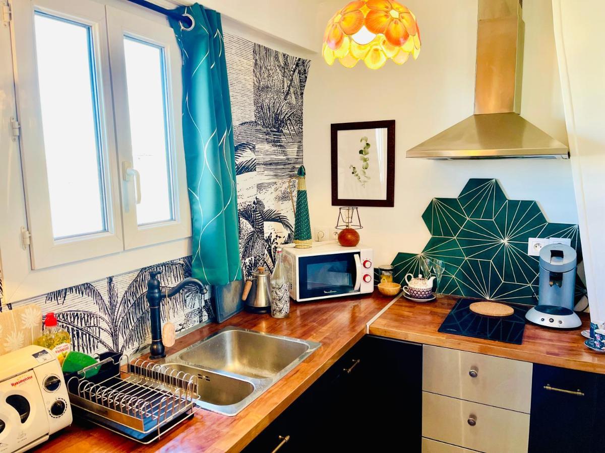 Elegant Studio Sous Les Toits Marseille Luaran gambar